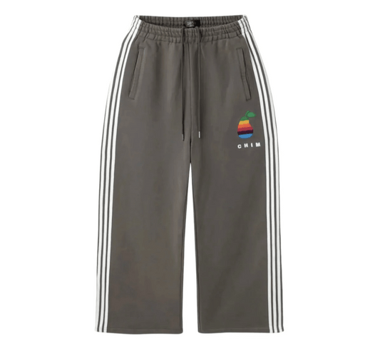 HMDD Pear Tech Sweats